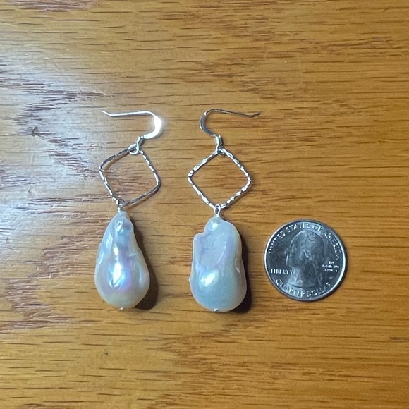 New Large White Keshi Baroque Pearl Dangle Drop Sterling Sliver Earrings - Picture 4 of 4